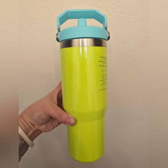 NWT Stanley x Starbucks 2025 LATAM Limited Edition Ice Flow Flip Tumbler, 30 Oz - Picture 6 of 10